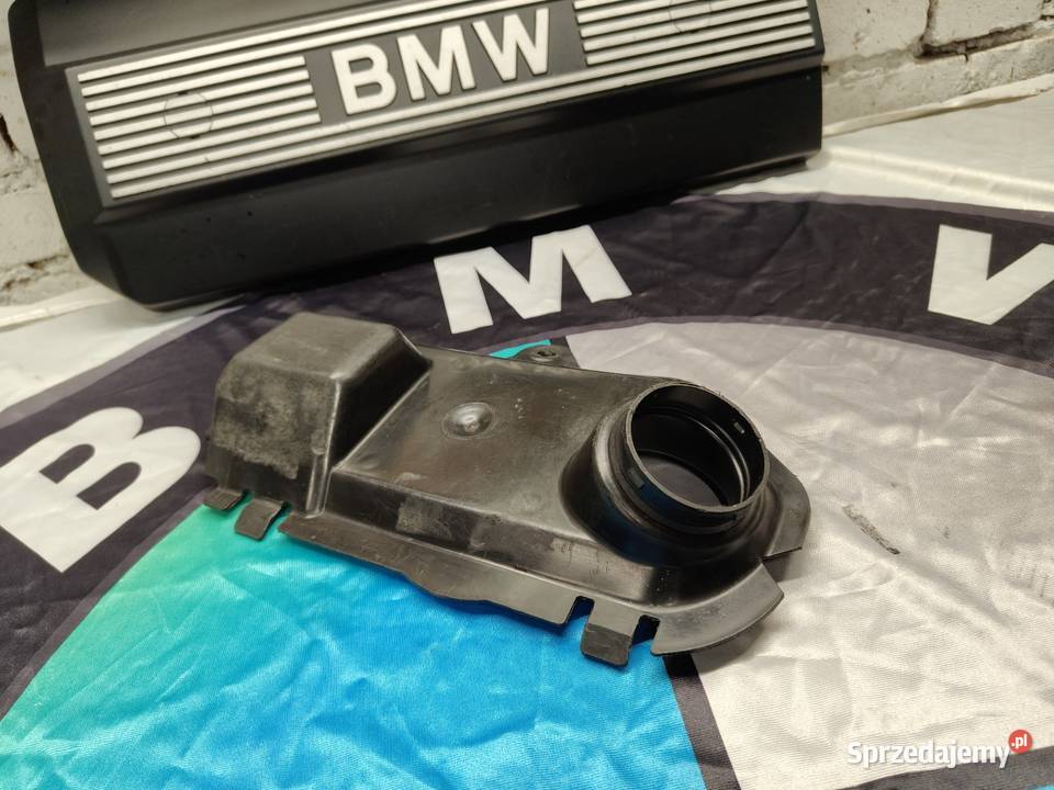 Bmw e28 zaślepka lampy przedniej lewej oryginał Lampy przednie Aleksandrów Łódzki