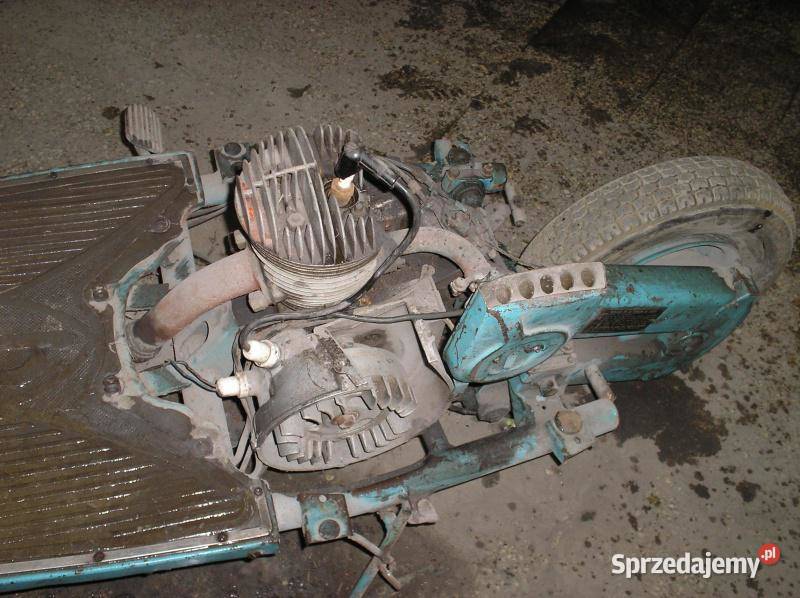 Retro skuter Peugeot 157 B Sedes Siedlce