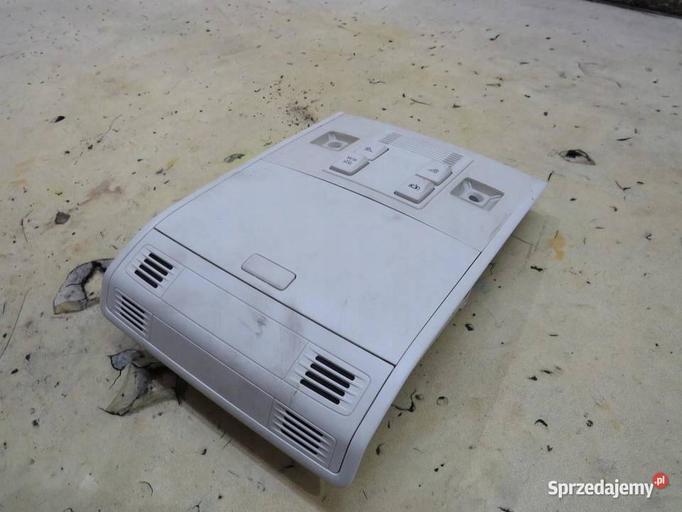LAMPKA OŚWIETLENIE KABINY PASSAT B8 5Q0951172 lubelskie sprzedam