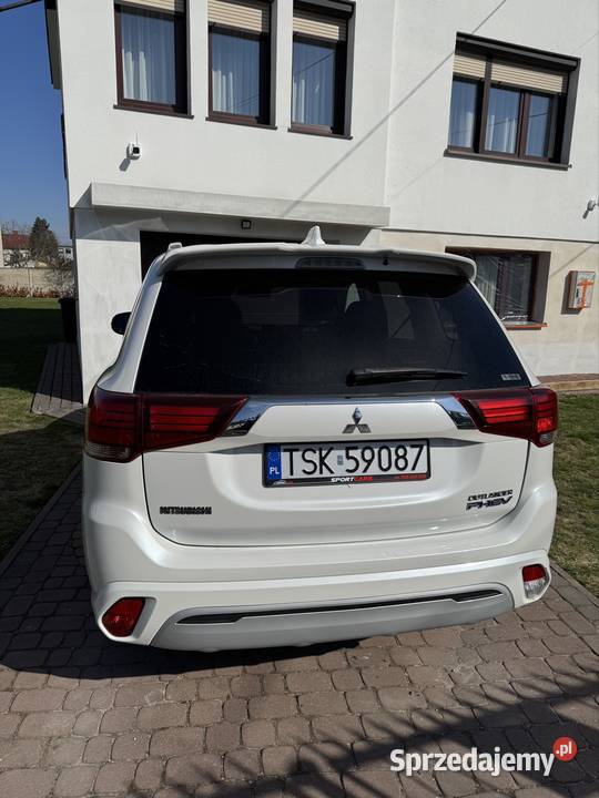 Mitsubishi Outlander PHEV 2019 bateria 85 Skarżysko-Kamienna