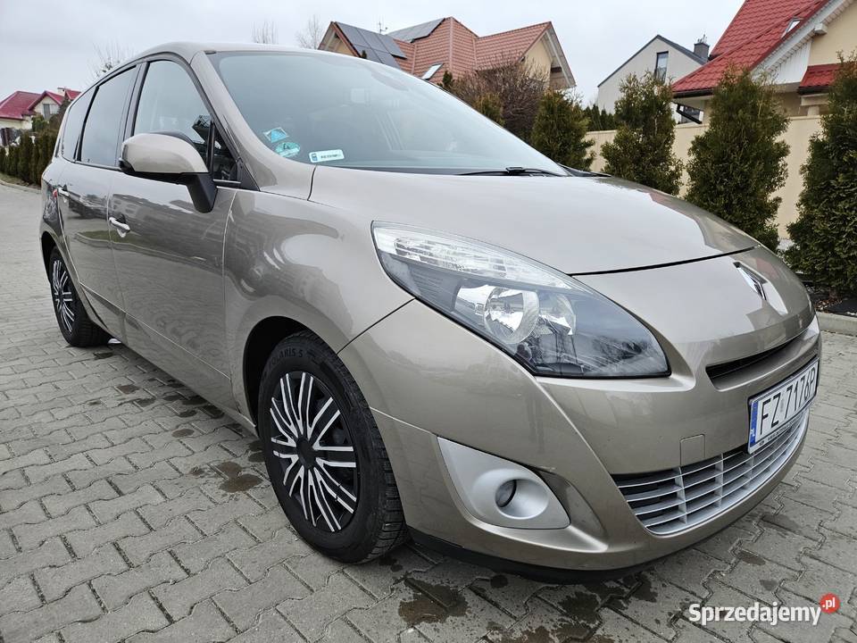 Renault Grand Scenic 2009 16 110 6 biegów Grand Scenic Motoryzacja Rzeszów