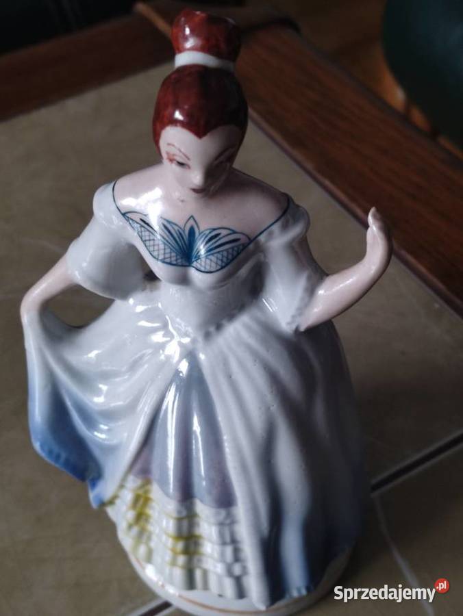 Figurka porcelanowa dama w krynolinie Steatyt Janów Lubelski sprzedam