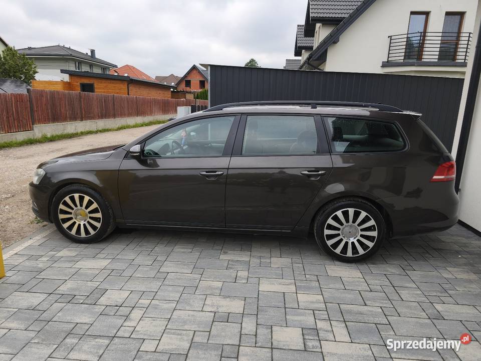 Passat kombi 16 tdi 105 181000 przebiegu centralny zamek Wasilków sprzedam