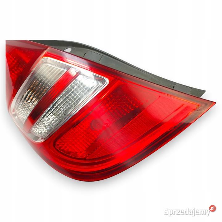LAMPA LEWA Hyundai i30 HTB tylna tylnia lewy tył Lampy tylne Chełm