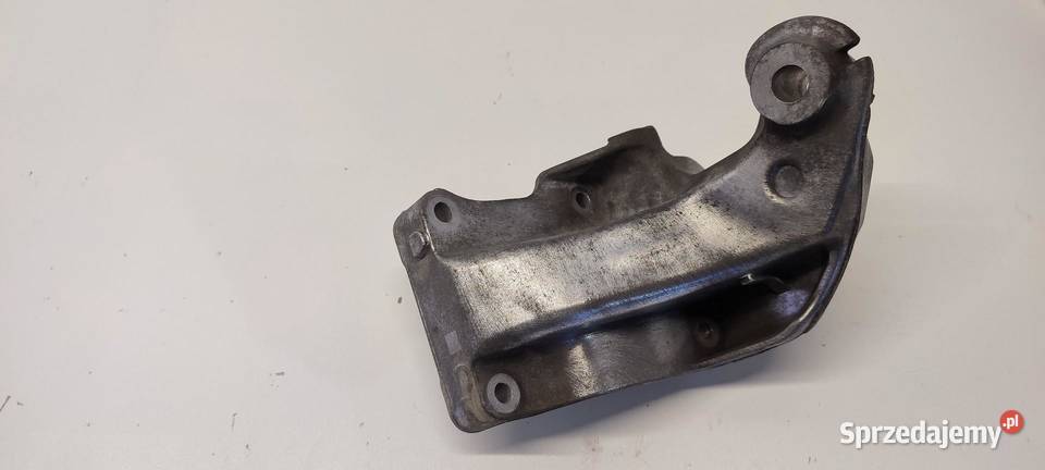 MERCEDES VITO W447 ŁAPA MOCOWANIE SILNIKA osobowe