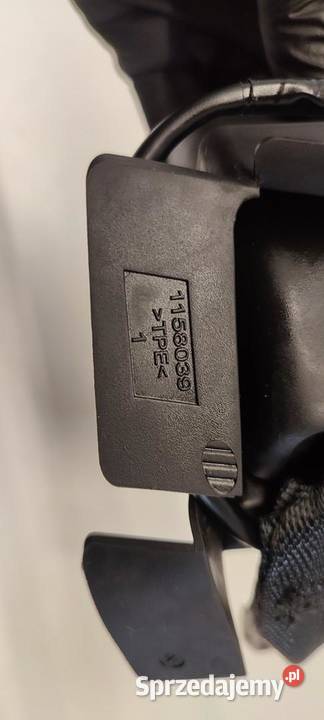 MAZDA 2 TOYOTA YARIS IV ZAPINKA PASA TYŁ 1158039