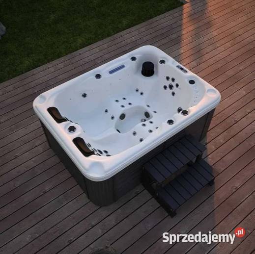 Jacuzzi wanna zewnętrzna masaż basen pokrywa LED Świebodzin