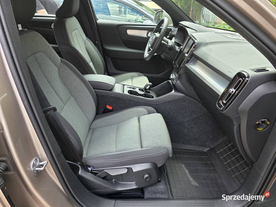 Volvo XC40 T2 129 Bright PRZEJĘCIE LEASINGU nawigacja Warszawa