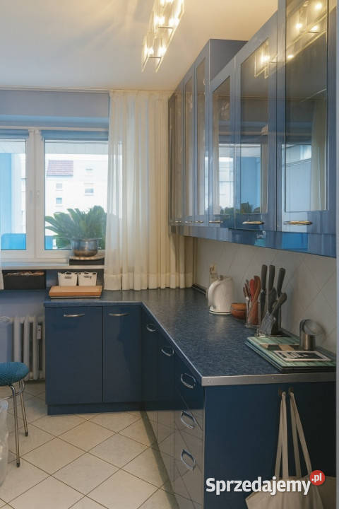 3pokojowe mieszkanie z oddzielną kuchnią 80m2 os sprzedam
