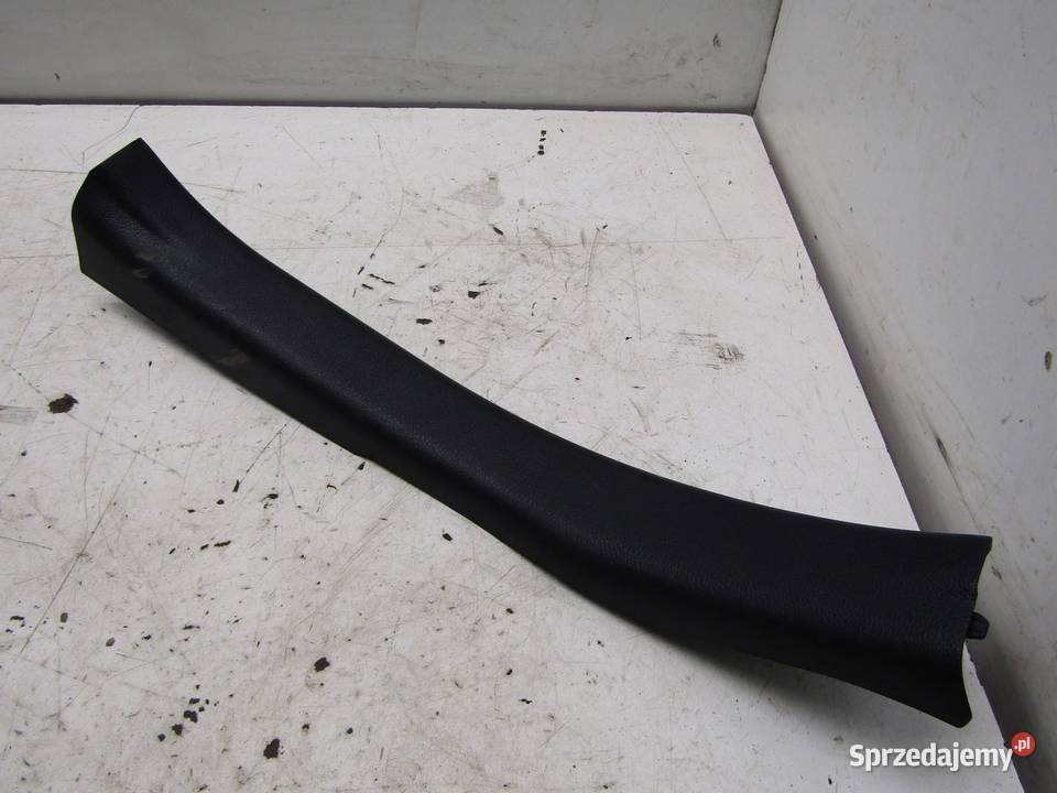 LISTWA OSŁONA PROGU PRAWY TYŁ TOYOTA YARIS III