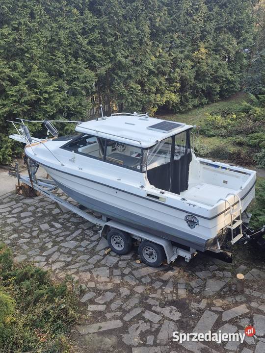 Jacht motorowy Bayliner 2159 Mercruiser 57 łódzkie sprzedam
