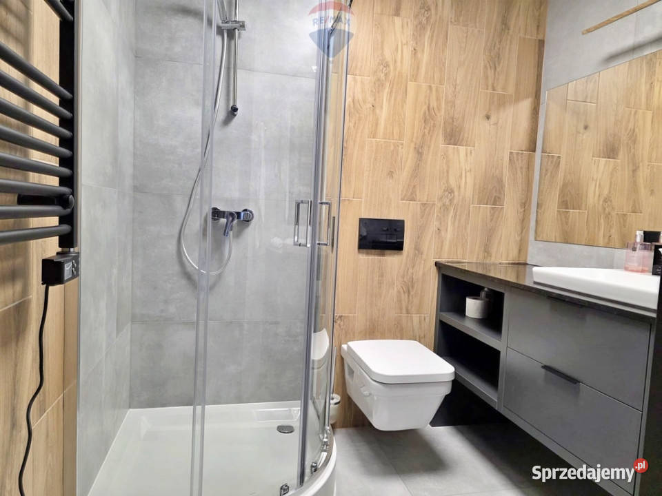 Lokal z możliwością mieszkania Zakrzówek apartamentowiec Kraków sprzedam