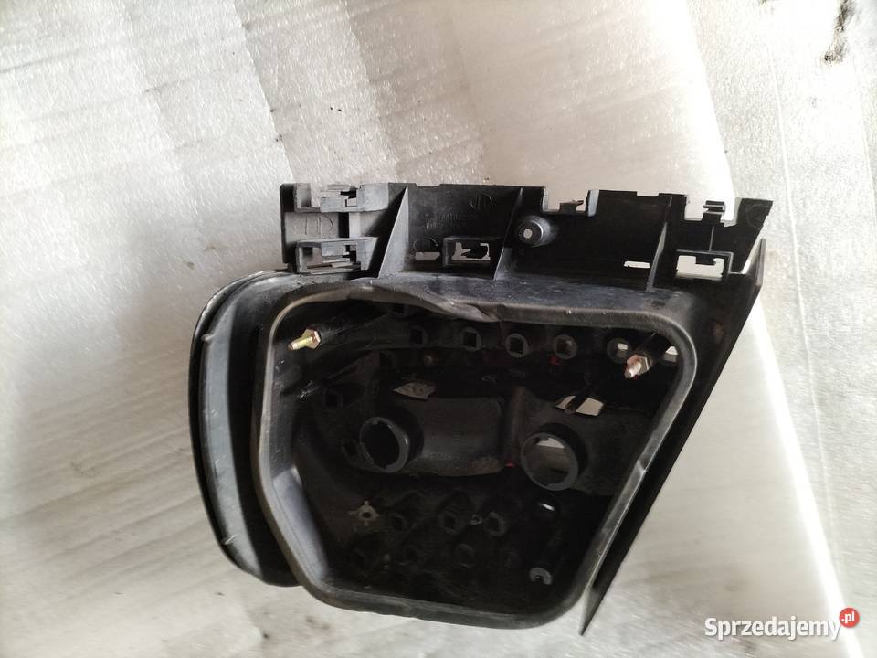 LAMPA LEWA TYLNA LEWY TYŁ AUDI A4 B5 SEDAN lampy przednie Kamień-Kolonia