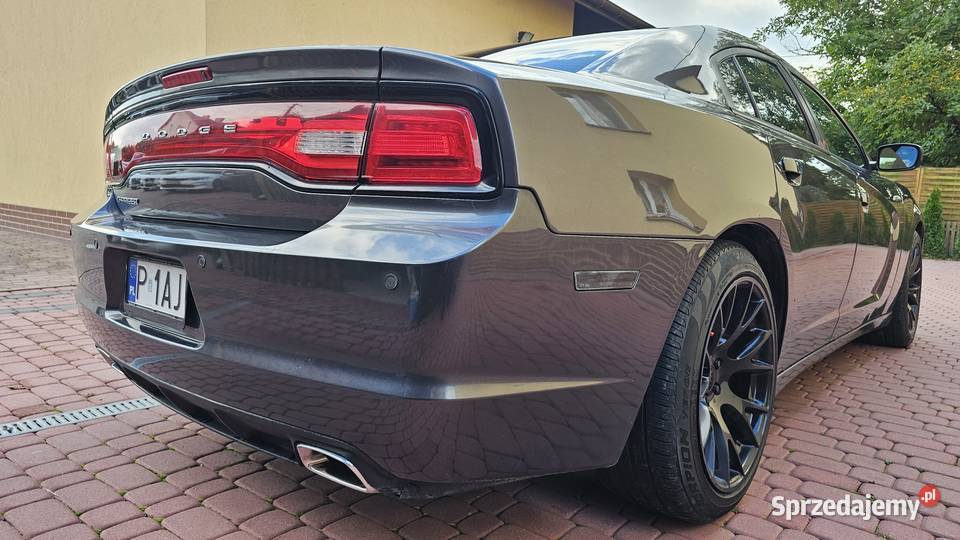 Dodge Charger 36 V6 305 z Gazem LPG 2013r Film automatyczna Zarszyn