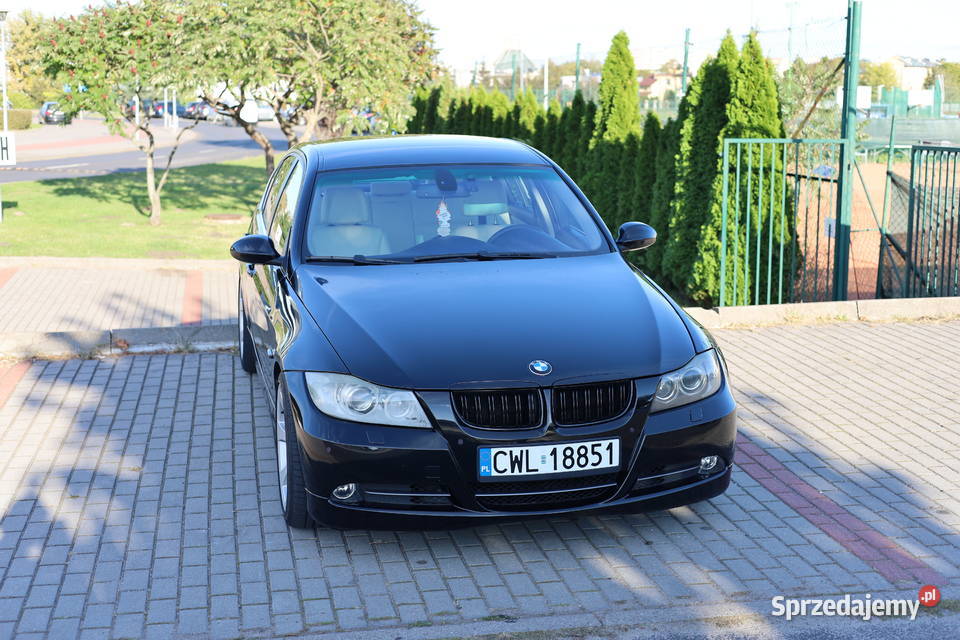 BMW E90 330i 258 Benzyna Manual isofix sprzedam