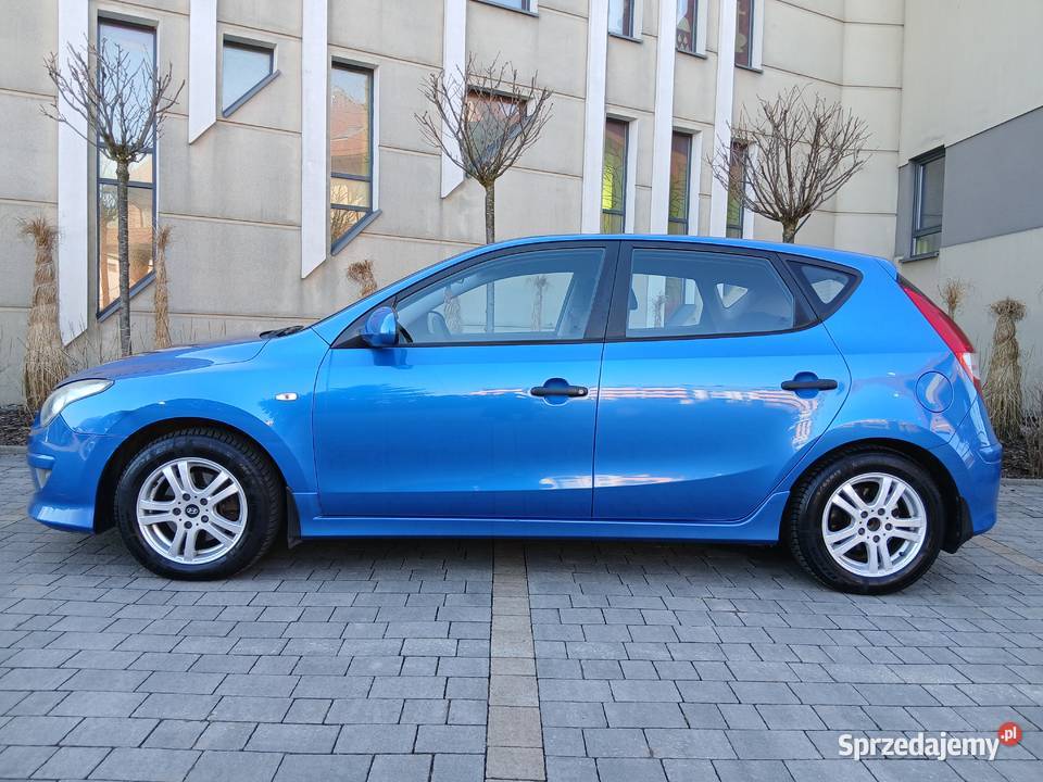 HYUNDAI i30 14 benz 2011r Klima Isofix Alufelgi Gliwice