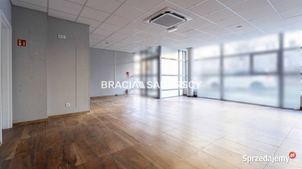 Lokal do sprzedania 135m2 Kraków Turniejowa handlowo-usługowy małopolskie sprzedam