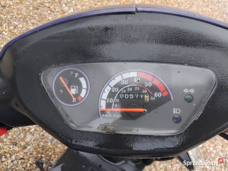 Skuter 50 zarejestrowany benzyna Konina