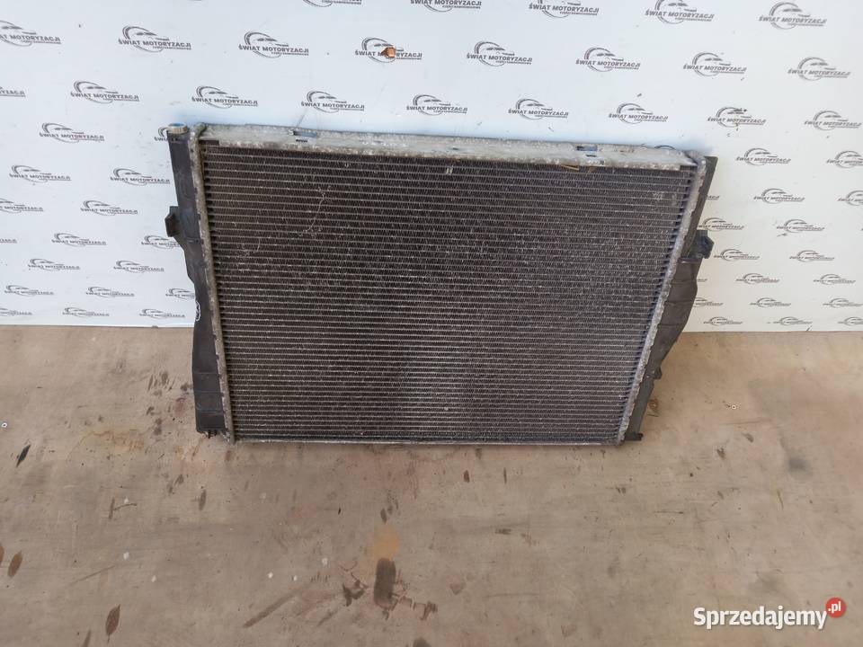 BMW E90 LIFT chłodnica wody osobowe Kielce