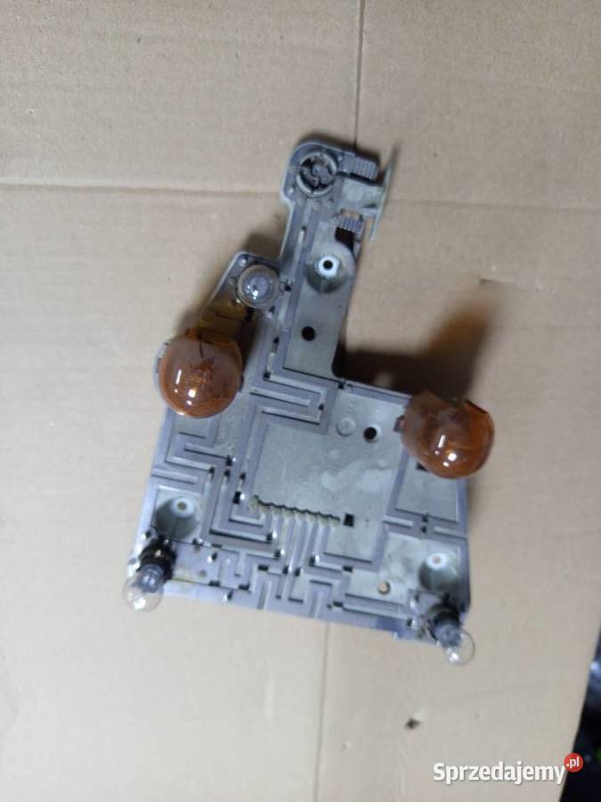 Mercedes W211 sedan wkład lampy tylnej lewy Kłodawa