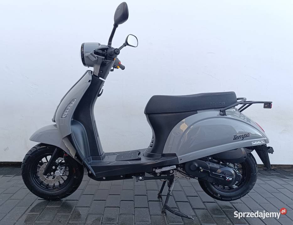 NECO TEMPO nowoczesny skuter LED WTRYSK 4T 2022 Ostrołęka