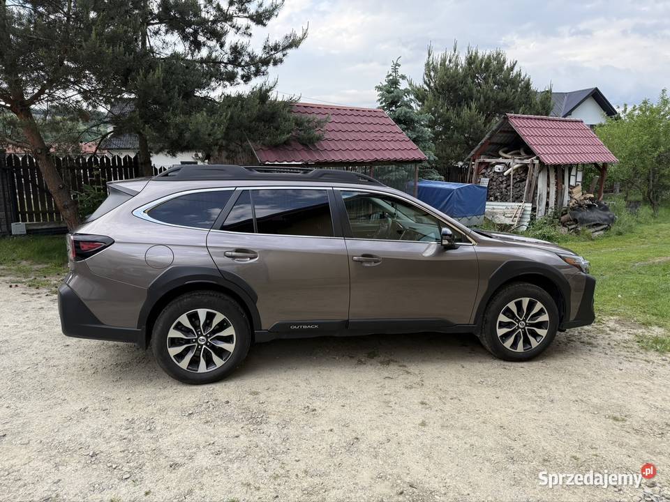 Subaru outback Limited 2023 sprowadzony Limanowa