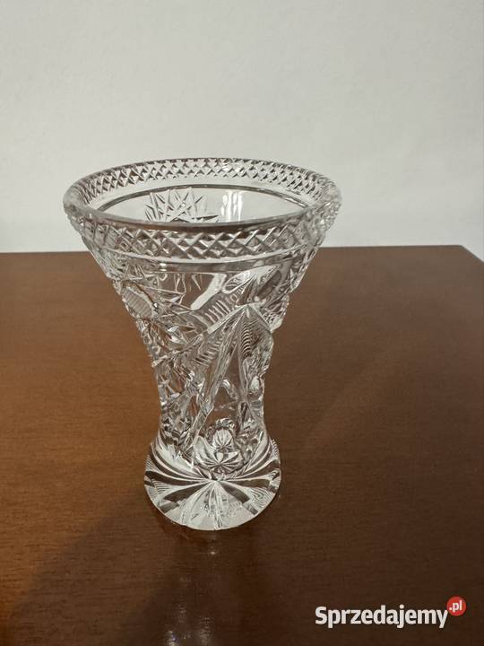 Wazonik kryształowy z czasów PRL lata 70 te 20 Porcelana i szkło Antyki, Sztuka, Kolekcje Częstochowa