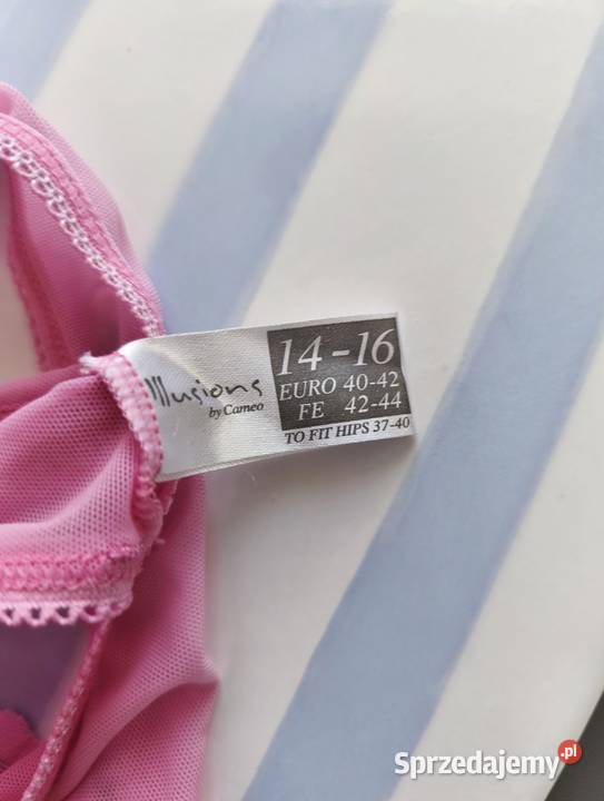 Różowe koronkowe stringi NOWE z metką 40L różowy Namysłów