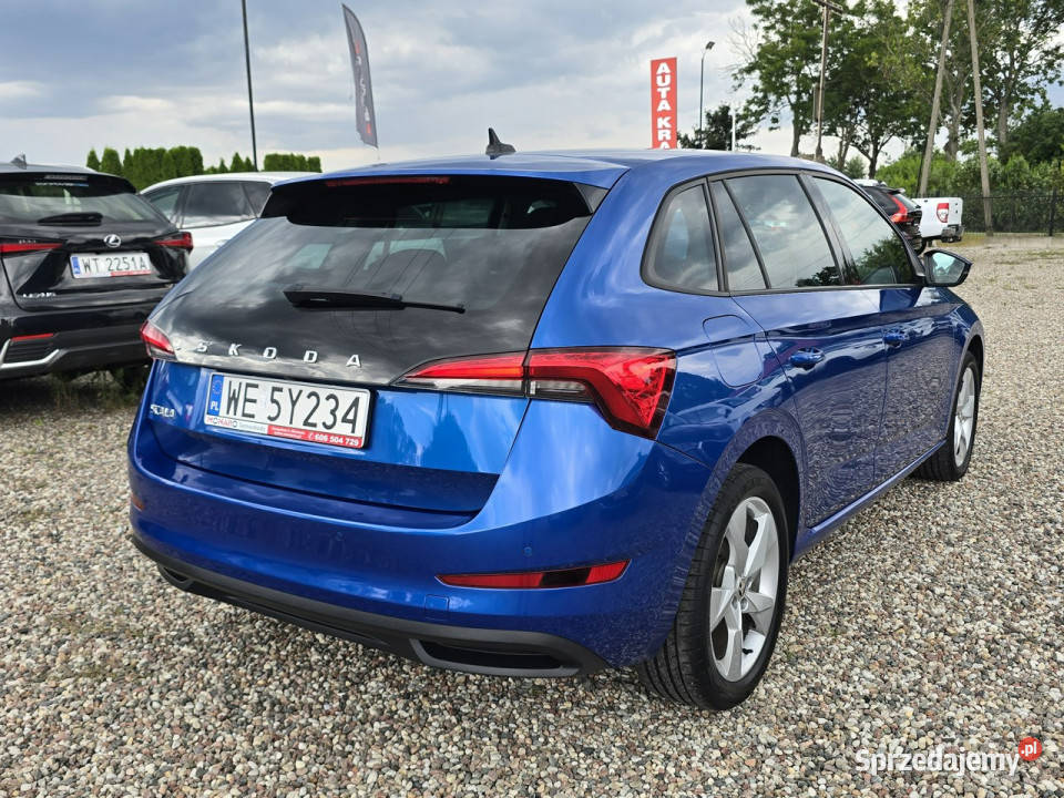 koda Scala STYLE Race Blue Salon Polska 2022 lakier metallic Włocławek