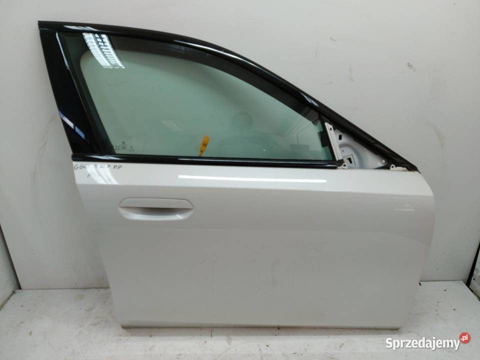 BMW 5 G60 Drzwi przód prawy A96 2023 AS2