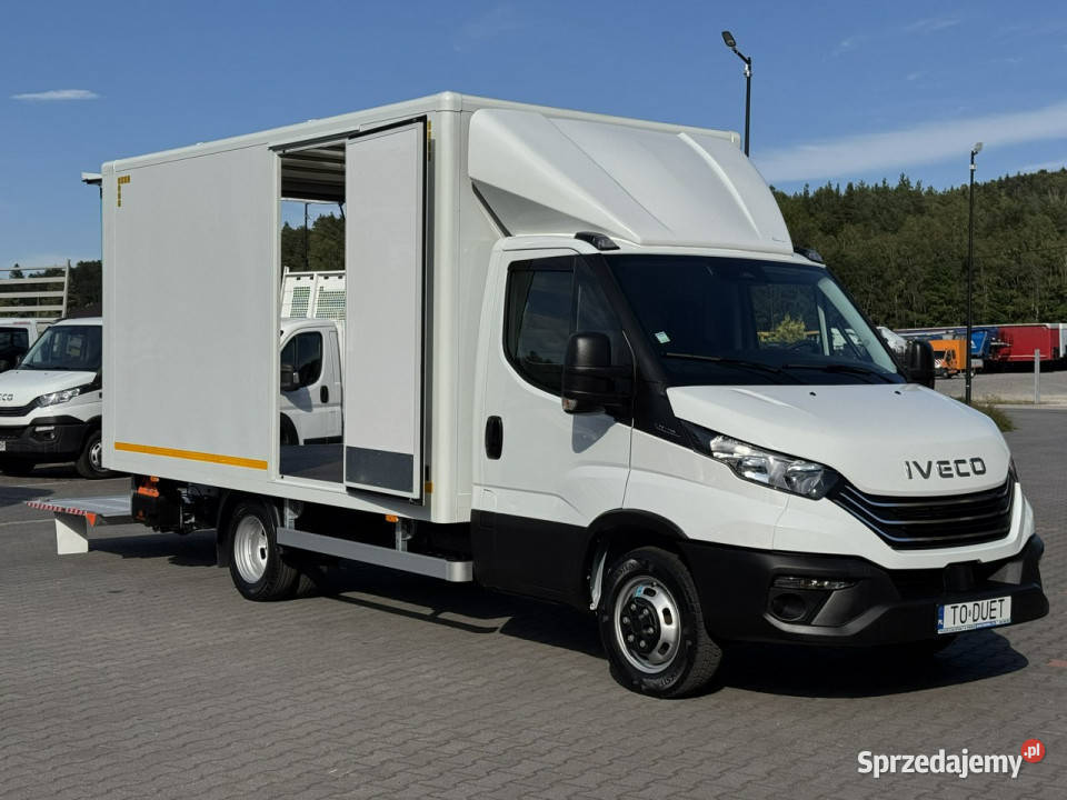 Iveco Daily 35C14 Kontener Winda 750 Na świętokrzyskie sprzedam