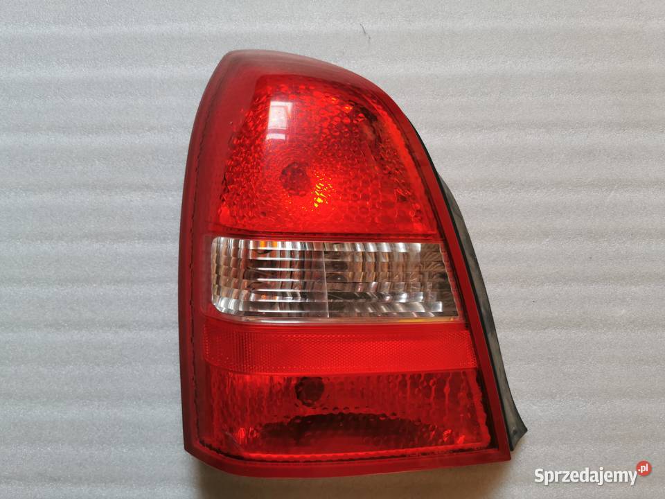 Lampa Lewy Tył Tylna Lewa Nissan Primera P12 Wyszków sprzedam