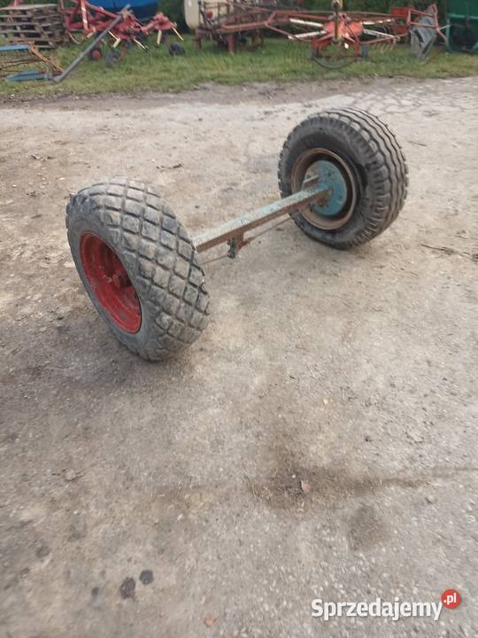 Oś z przyczepy samozbierającej