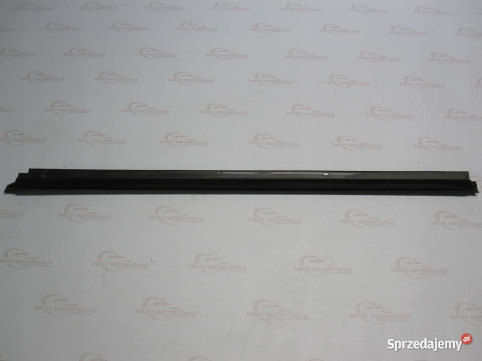 DODGE NITRO 08r listwa zgarniająca drzwi prawy osobowe sprzedam