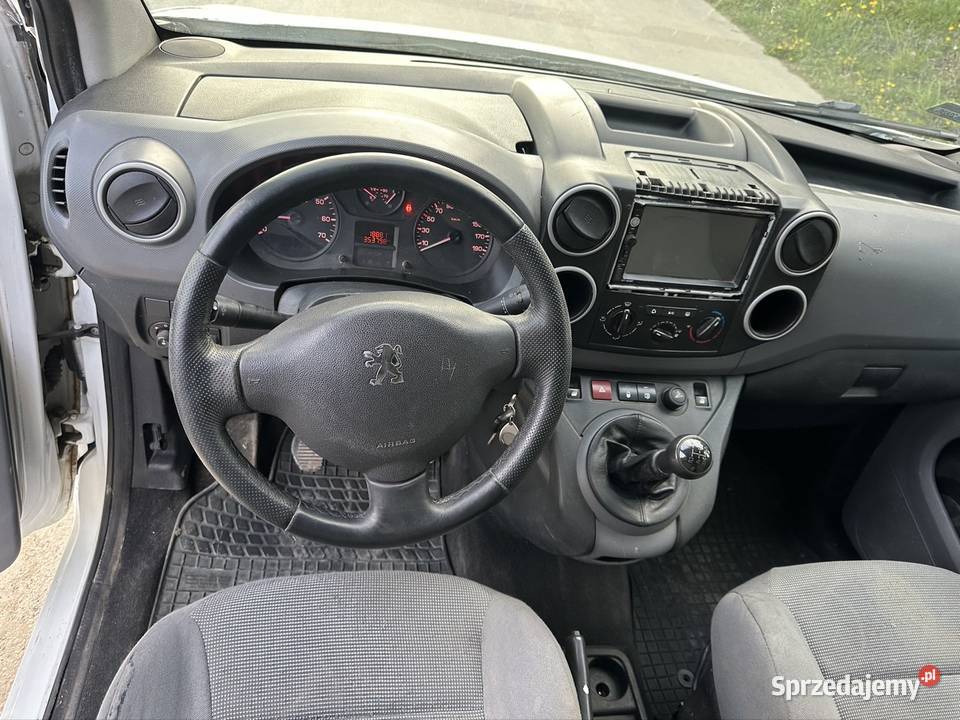 Peugeot Partner 16 diesel 2010r podkarpackie Słotowa