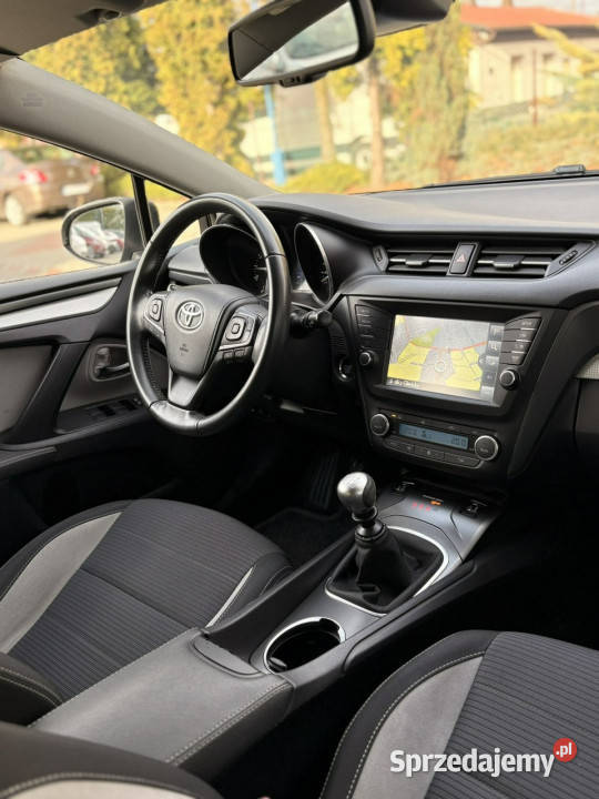 Toyota Avensis 18 146 Edition S KameraNavi immobilizer