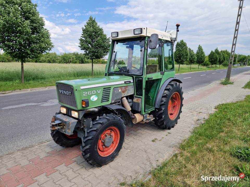 FENDT 260V sadownik sadowniczy 4x4 125 rewers Zelów sprzedam