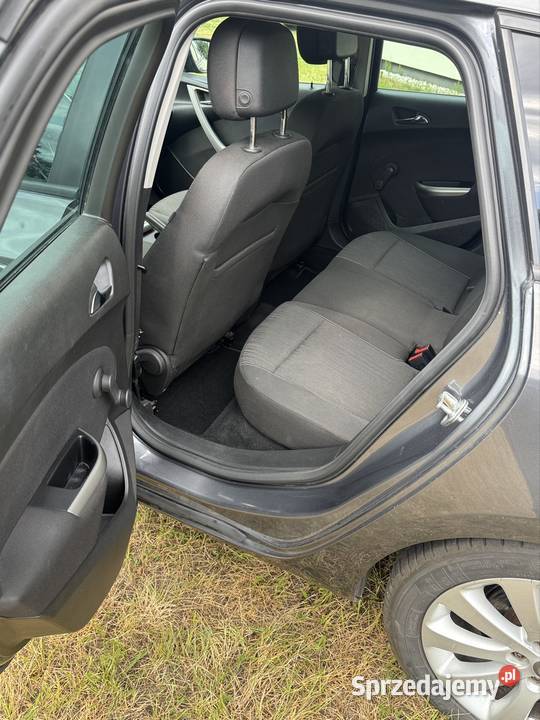 Opel astra J 14 turbo LPG manualna Niedźwiedziny