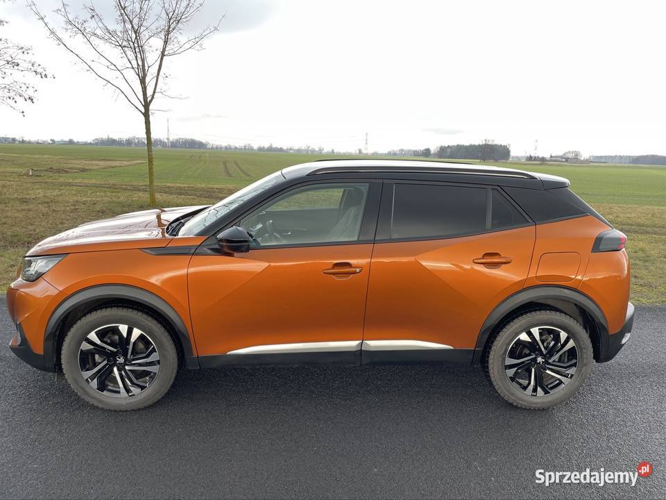 Peugeot 2008 benzyna 12 światła LED