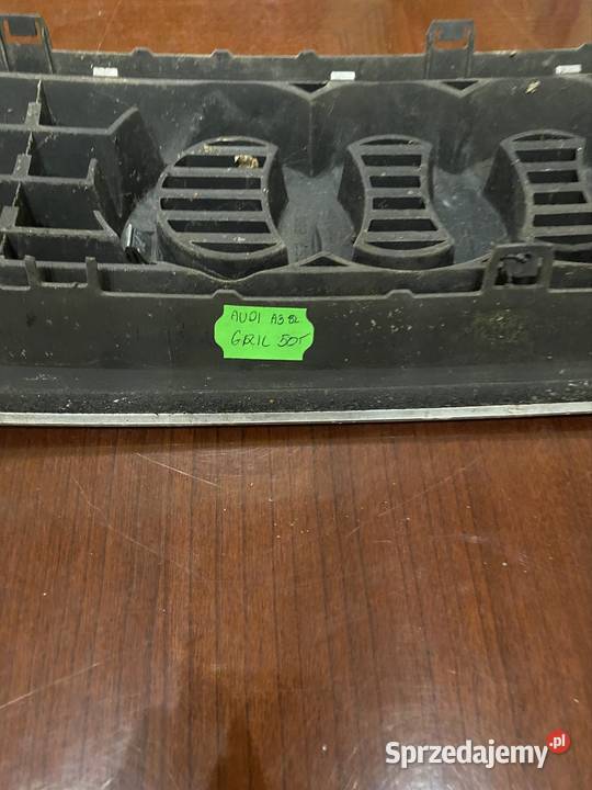 Grill Audi A3 8l Pozostałe Złotoryja