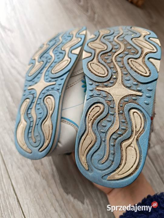 adidasy dziecięce rozmiar 25 długość wkładki 16 Poznań sprzedam