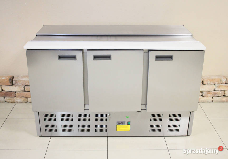 Stół chłodniczy 3 drzwiowy STALGAST