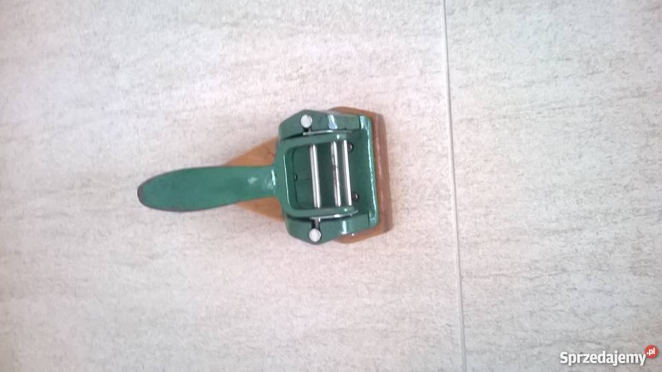 Dziurkacz biurowy żeliwny model PRL