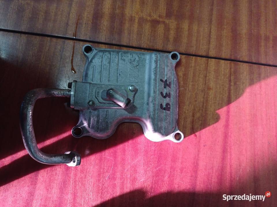 Pokrywa zaworowa SYM 250