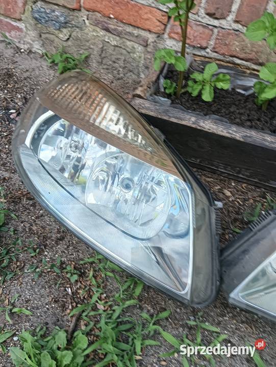 Lampy Scenic II całe kompletne eu wielkopolskie Poniec