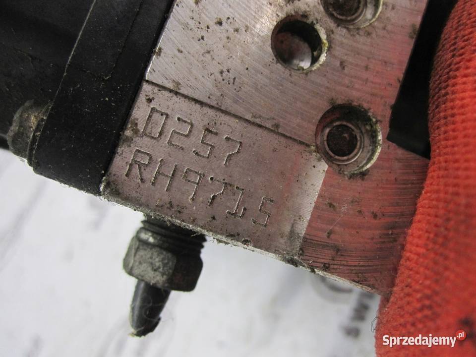 NISSAN JUKE pompa ABS TD8405