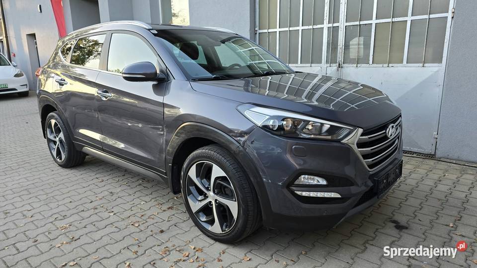 Hyundai Tucson 20 CRDI Comfort 4WD uszkodzony Nowy Świętów sprzedam