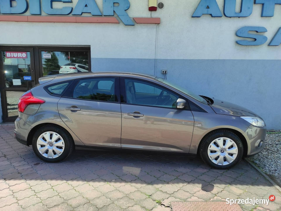 Ford Focus 16i klima niski przebieg bez turbo nawigacja Focus Racibórz