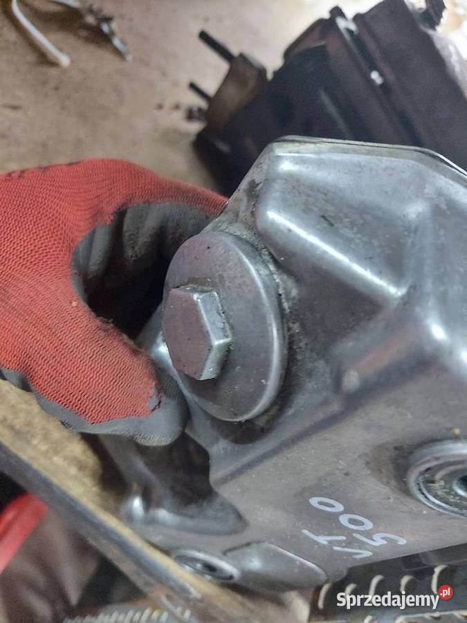 Honda VT 500 pokrywa głowicy zaworów korek