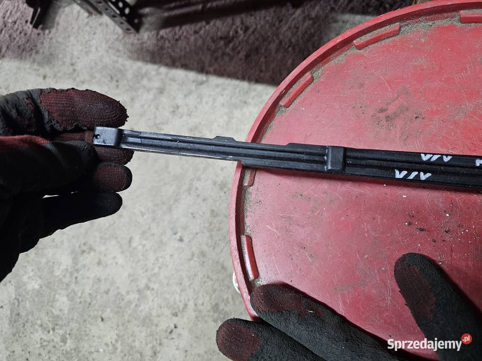 Suzuki LS 650 savage ślizg prowadnica łańcucha Jelenia Góra